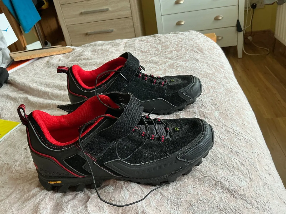 Polaris Cycling Shoes size 42 - Image 1