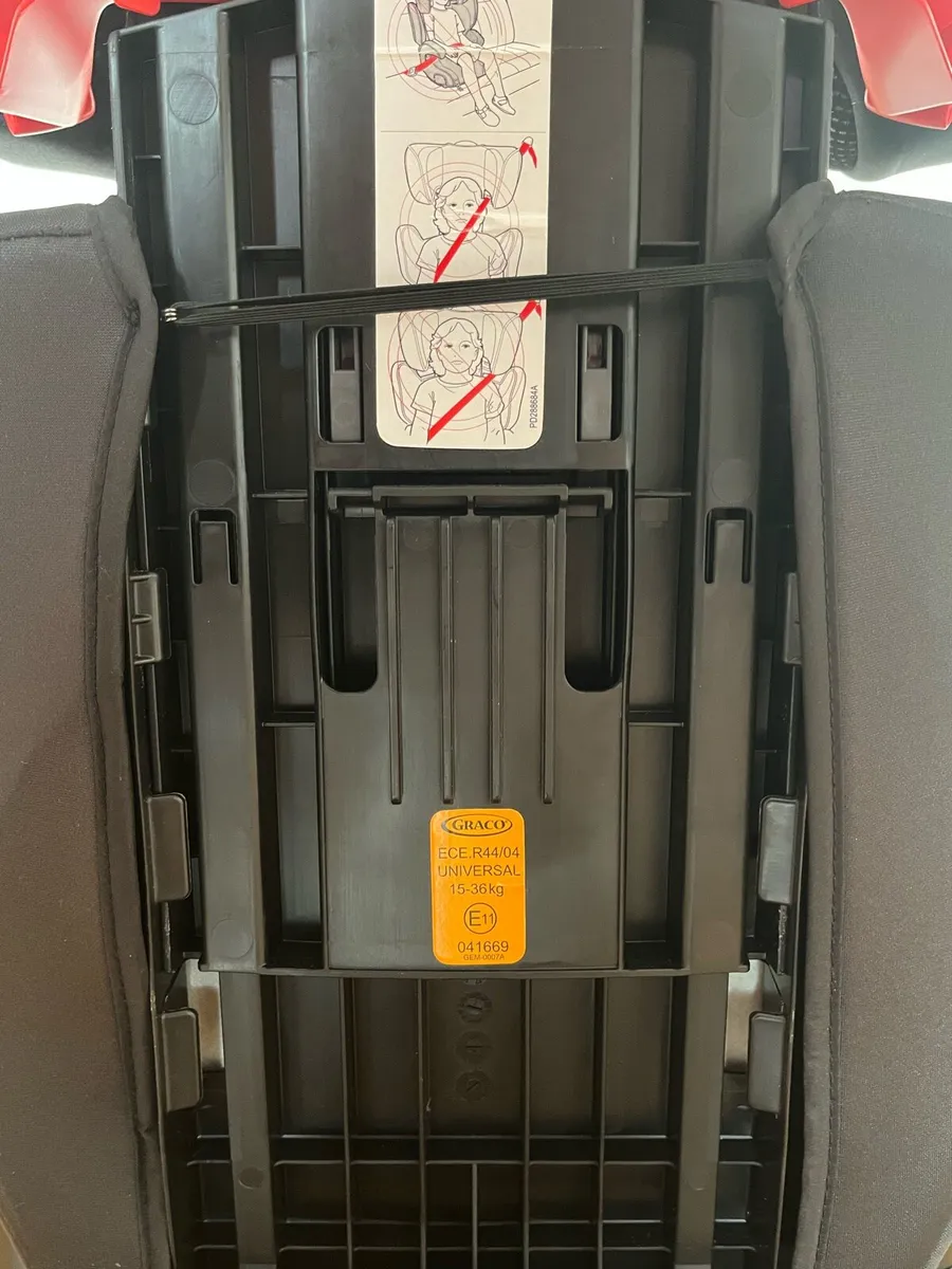Graco Car Seat - Image 3