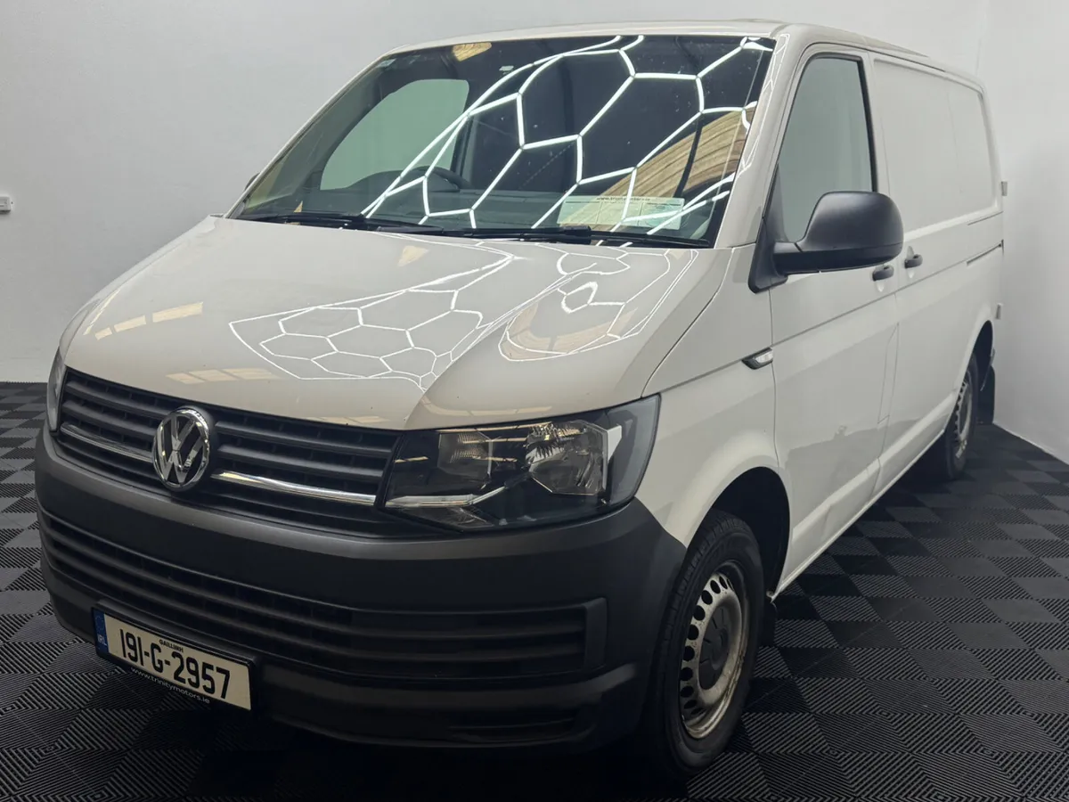 2019 Volkswagen Transporter - Image 4