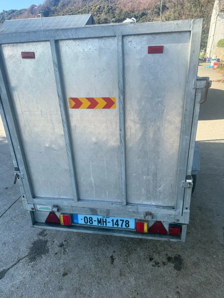 Paxton 7x4 galvanised tilt trailer - Image 4