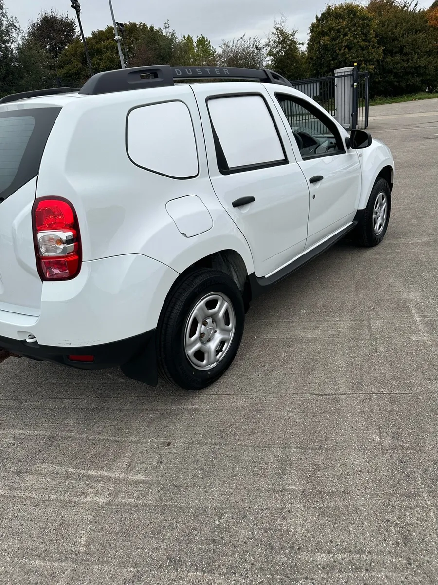 2018 Dacia Duster commercial - Image 4