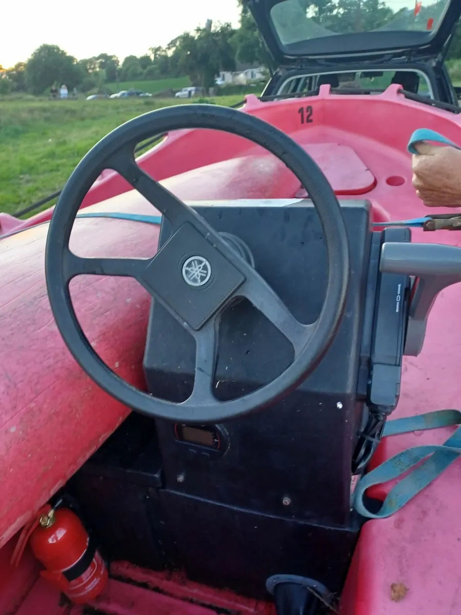 Whaly 4.35 Rescue P2 Licenced 30hp Yamaha, Trailer - Image 4