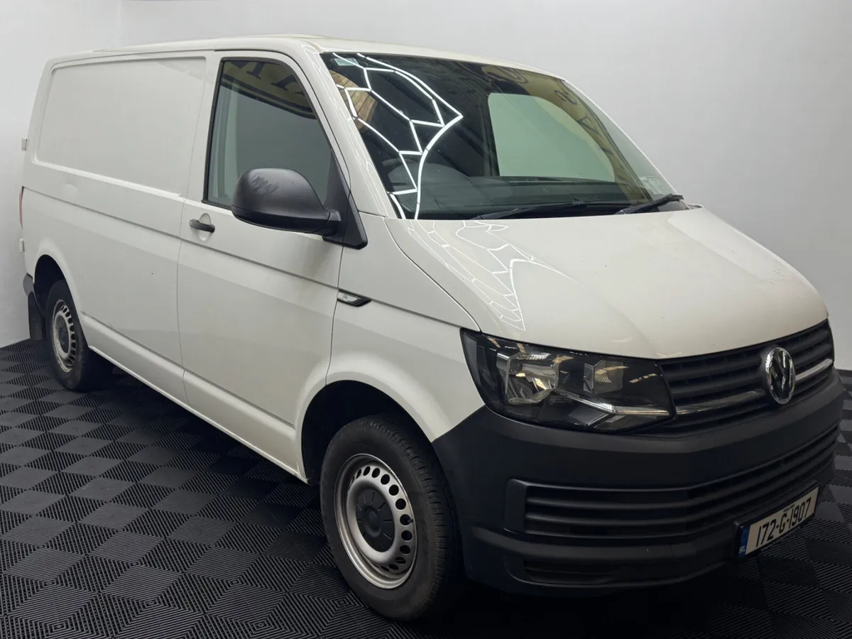 2017 Volkswagen Transporter - Image 3