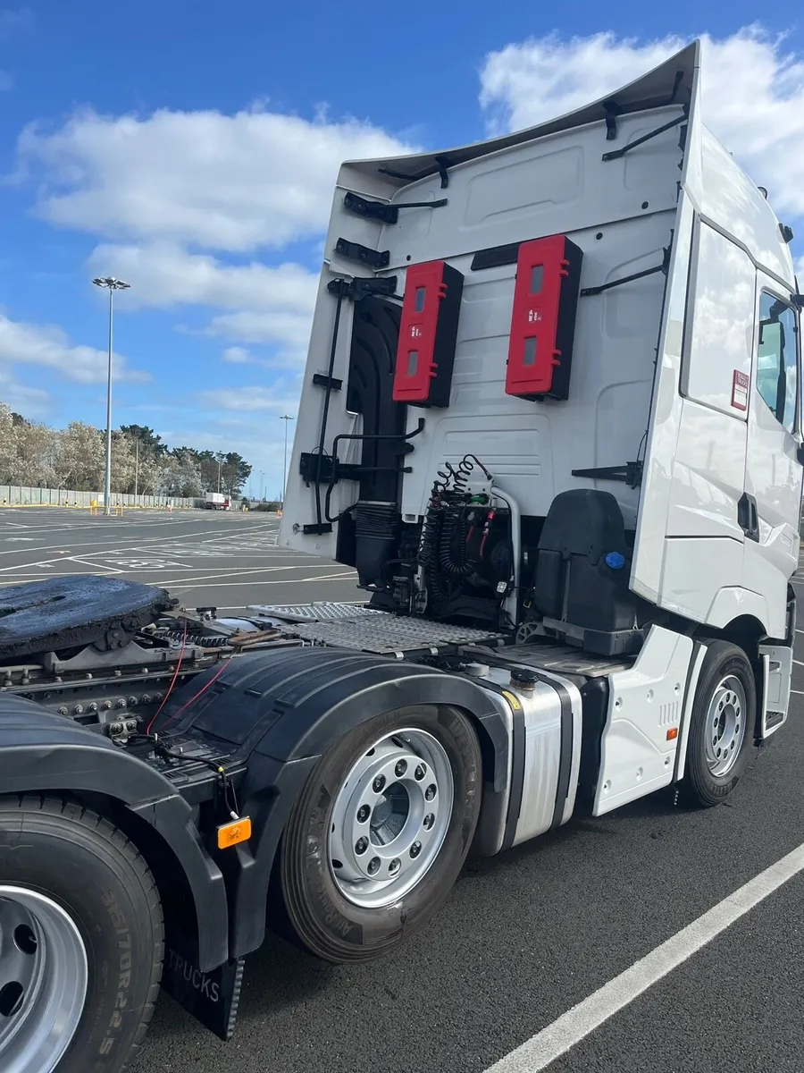 Renault T520 High 2020 Full Air - Image 4