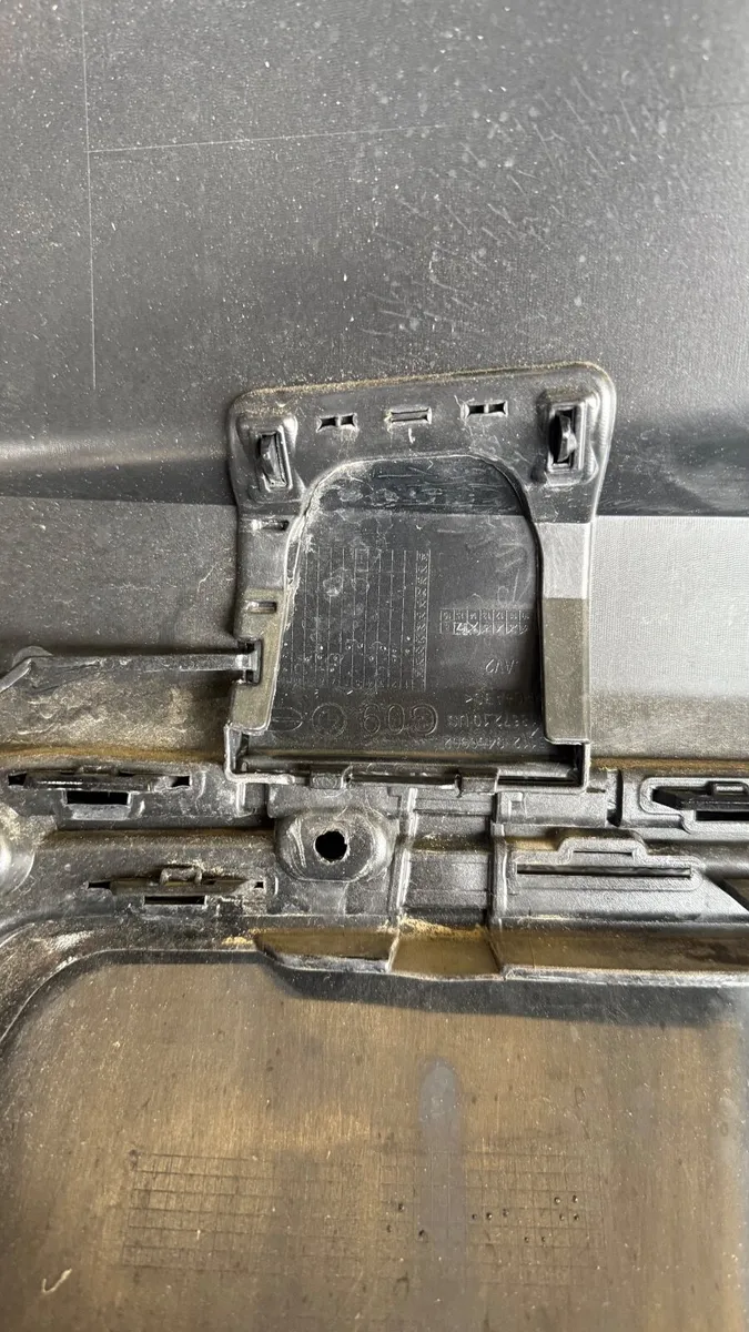 Original BMW XM Bumper - Image 4