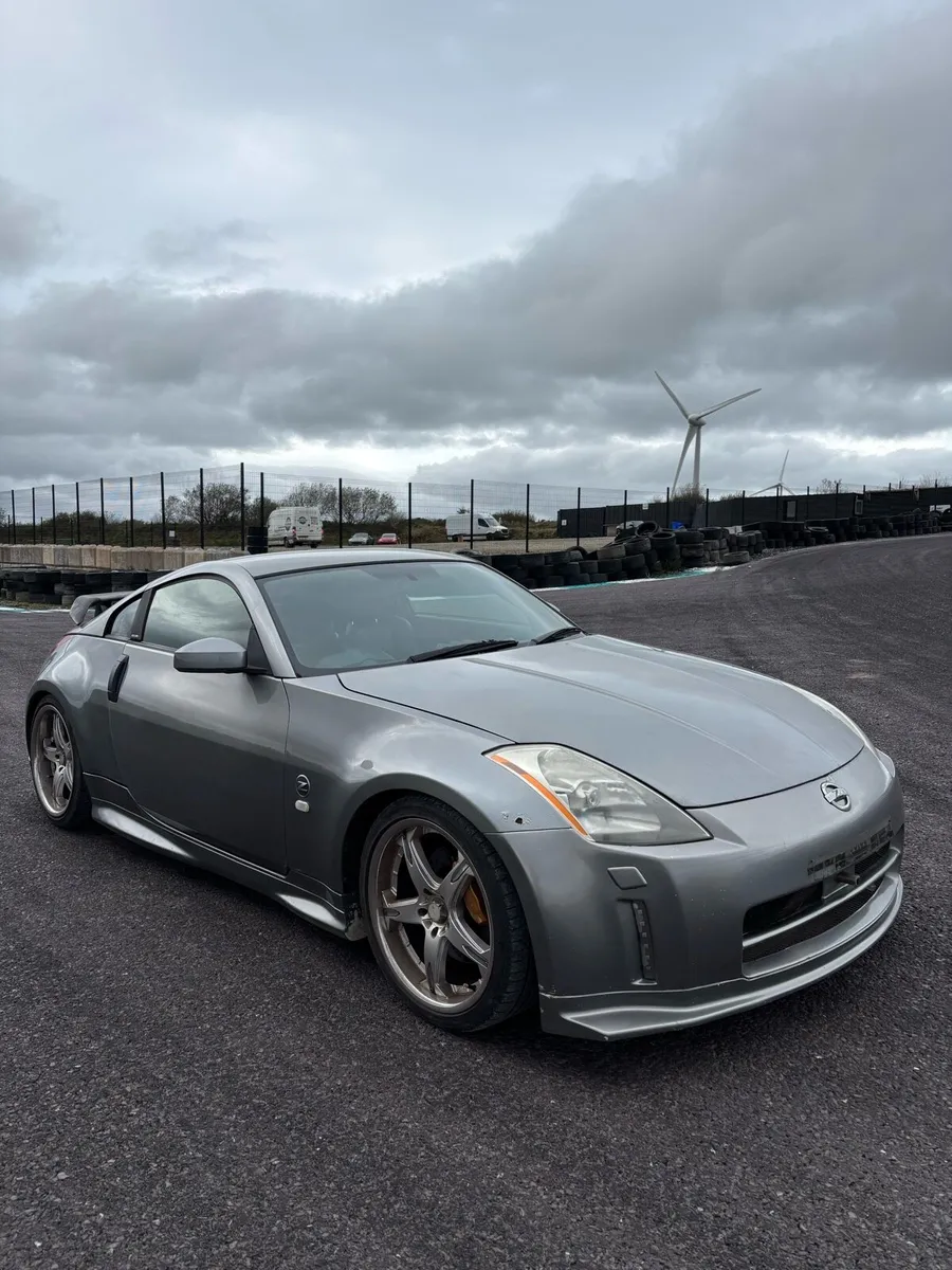 Nissan 350z - Image 1