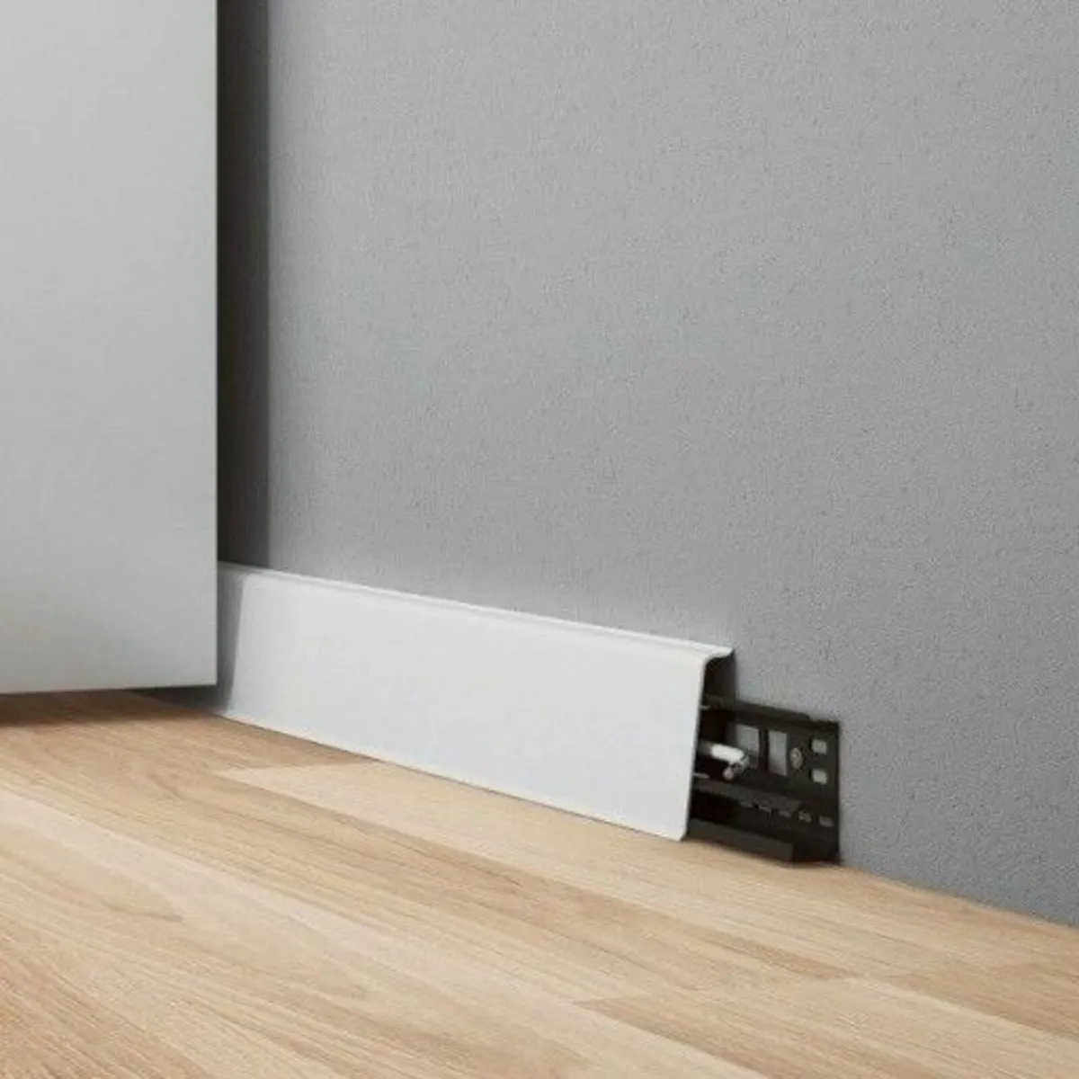 Skirting - Image 1
