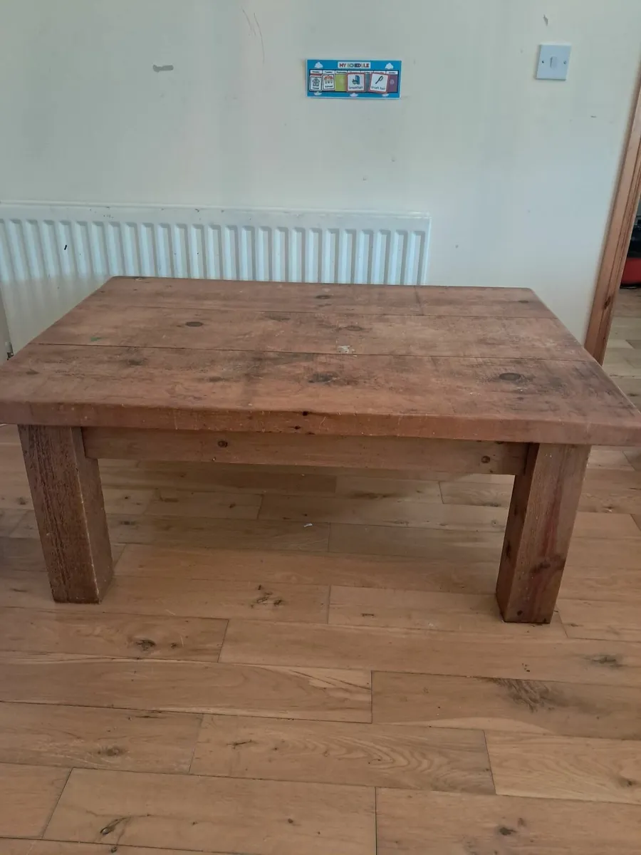COFFEE TABLE