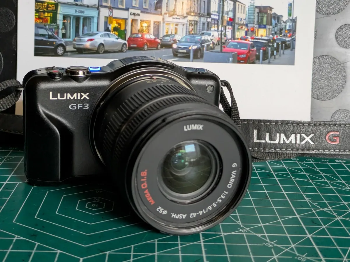 Panasonic Lumix GF3 micro 4/3 + 14-42mm zoom lens - Image 4