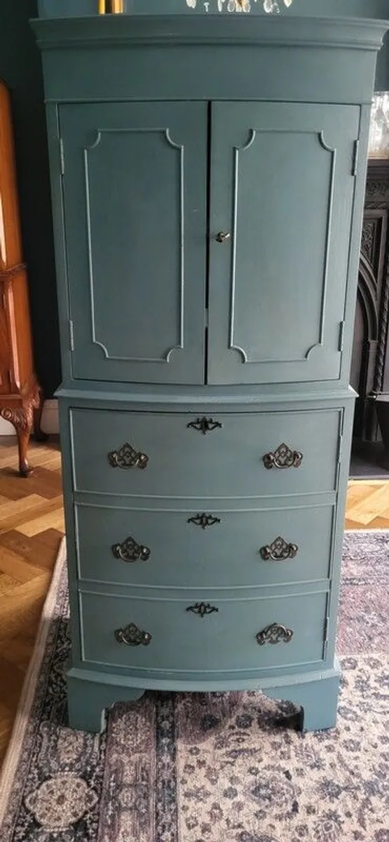 Antique Drinks Cabinet - Image 1