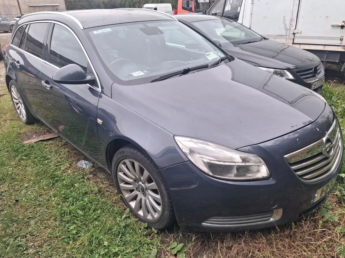 2011 Opel Insignia Estate parts - Image 1