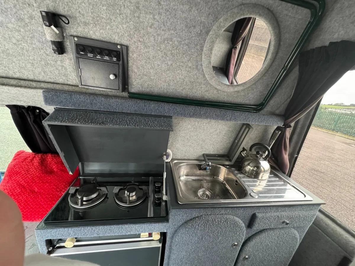 Campervan - Image 4