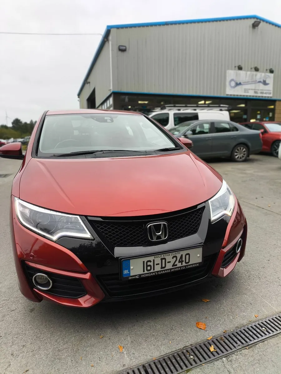 Honda Civic 2016 - Image 2