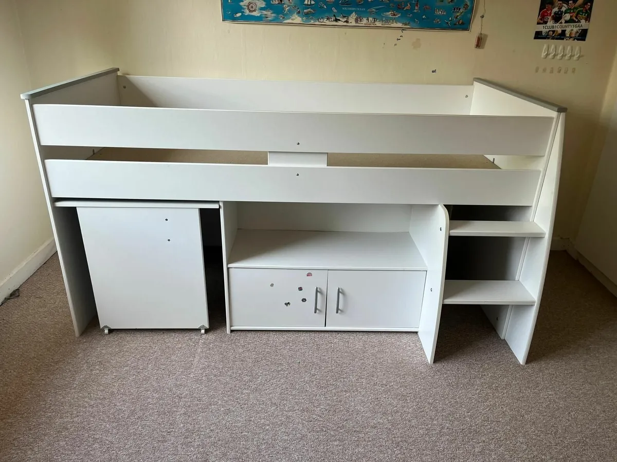 Childs/Kids Bed (Charlie MidSleeper)
