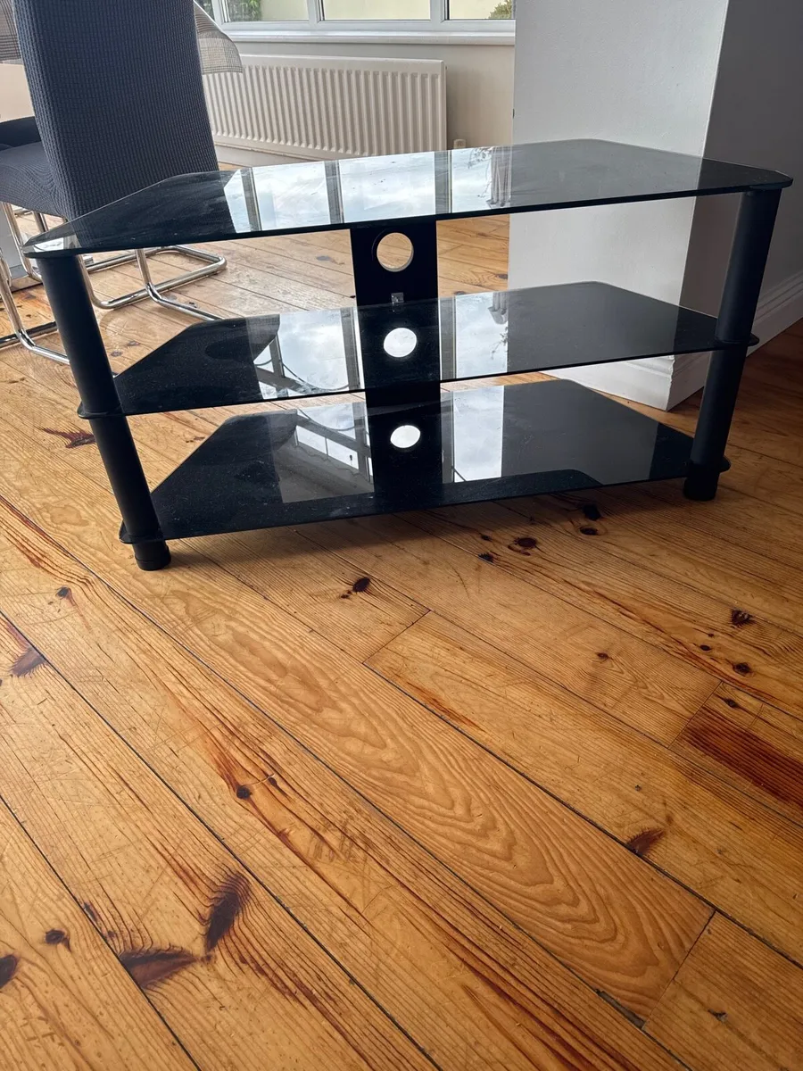 Tv stand