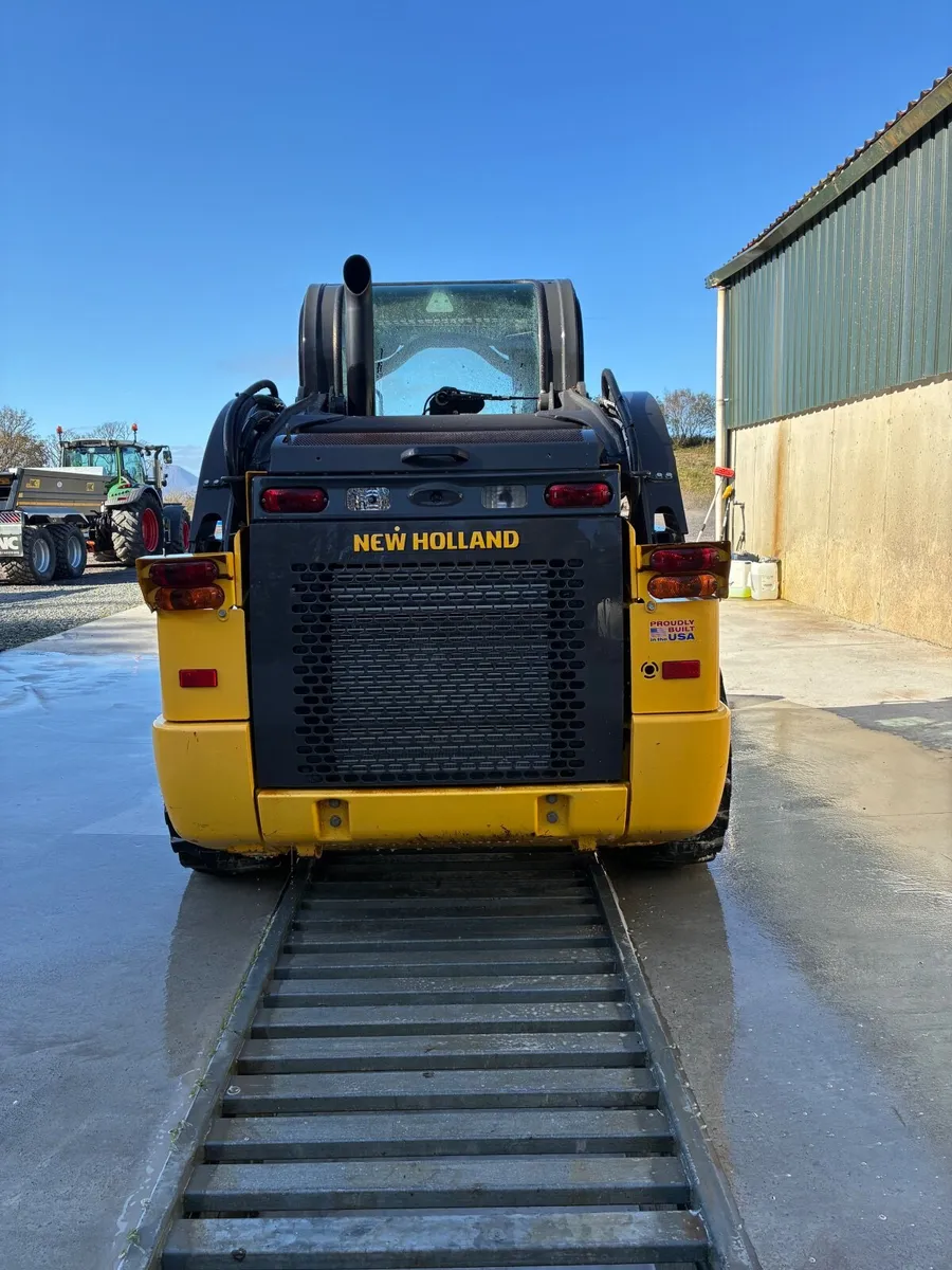 Skidsteer - Image 4