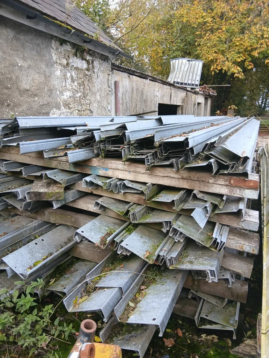 Steel building - Image 3