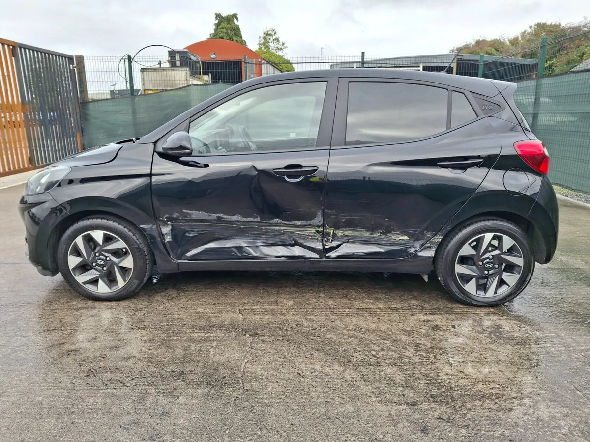 232 Hyundai i10 Automatic - Image 4