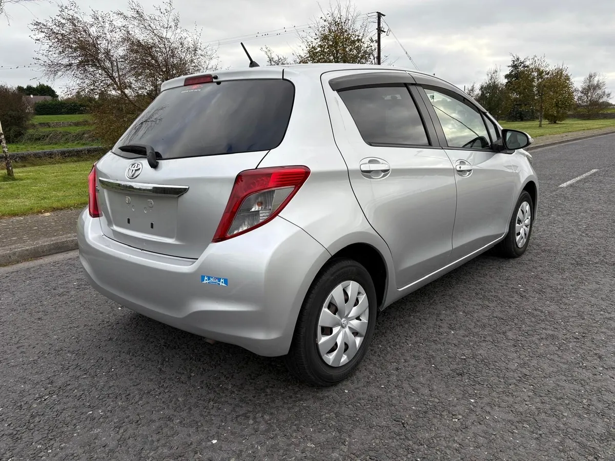 2014 TOYOTA VITZ/YARIS 1.0 PETROL AUTOMATIC - Image 3