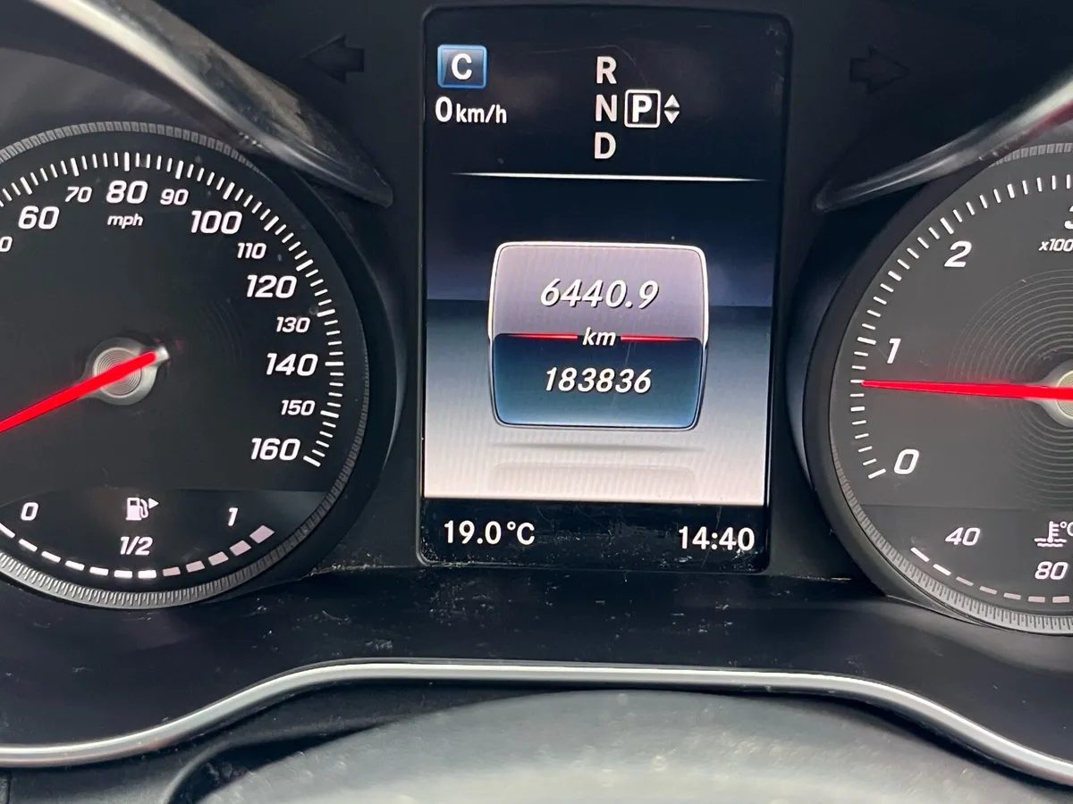 Mercedes AMG C250 - Image 2