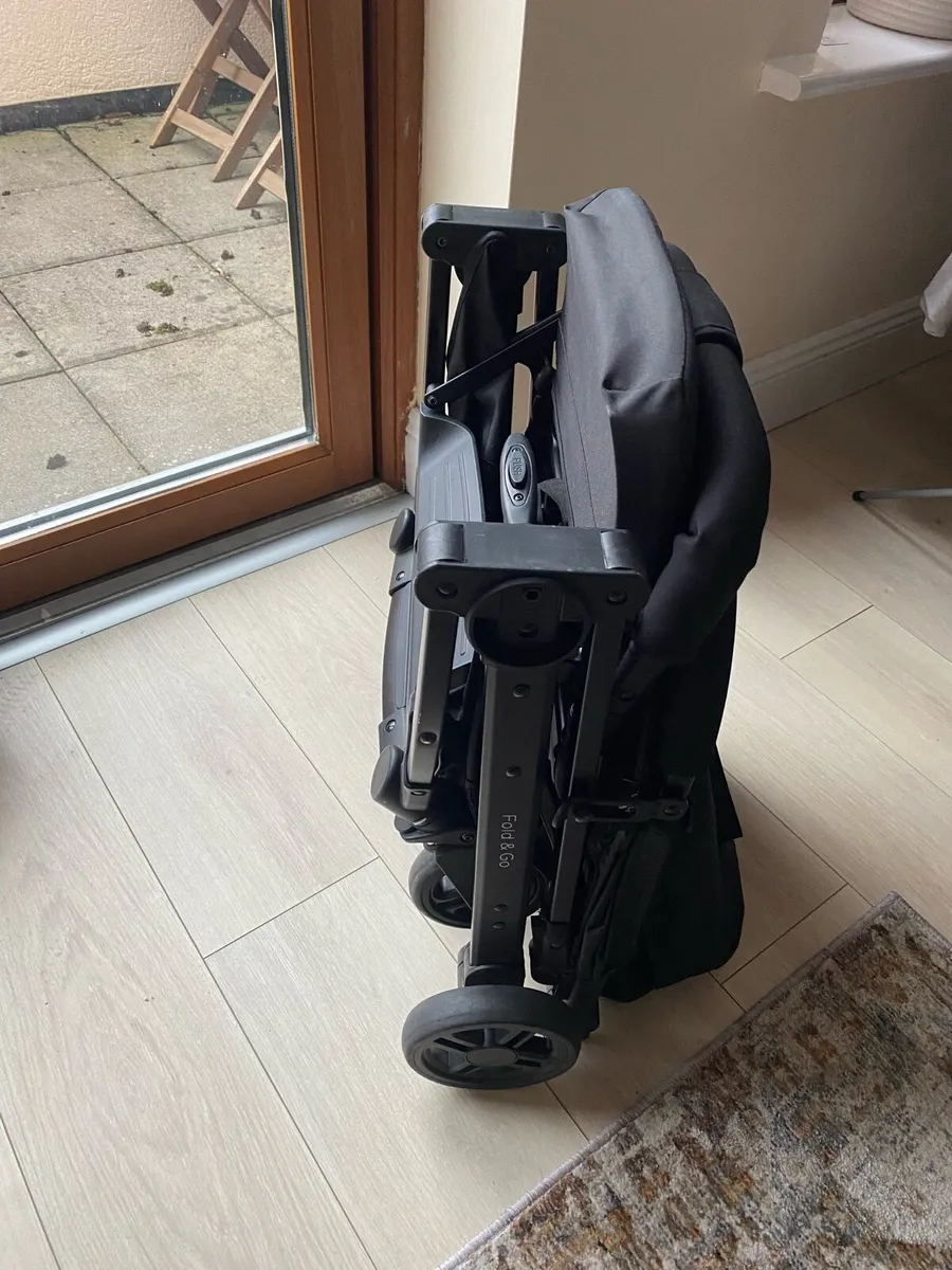 Travel buggy - Image 1