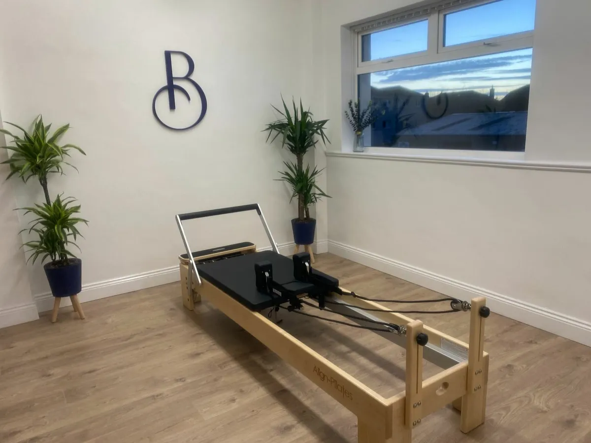 Reformer Pilates Machine - Image 2