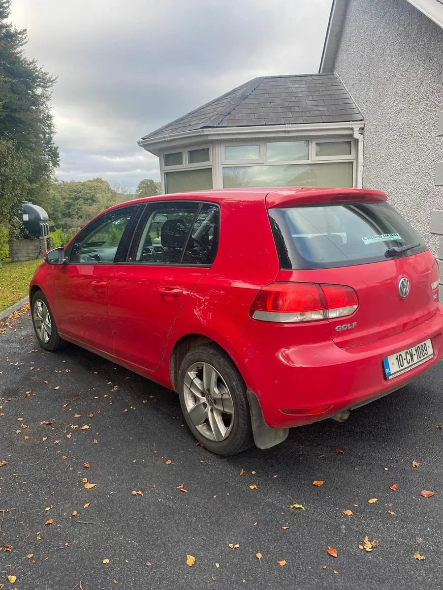 Volkswagen Golf 2010 - Image 1