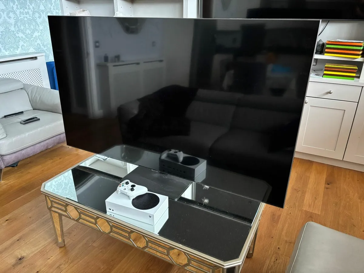 Samsung TV 65" and XBOX Series S - Image 2