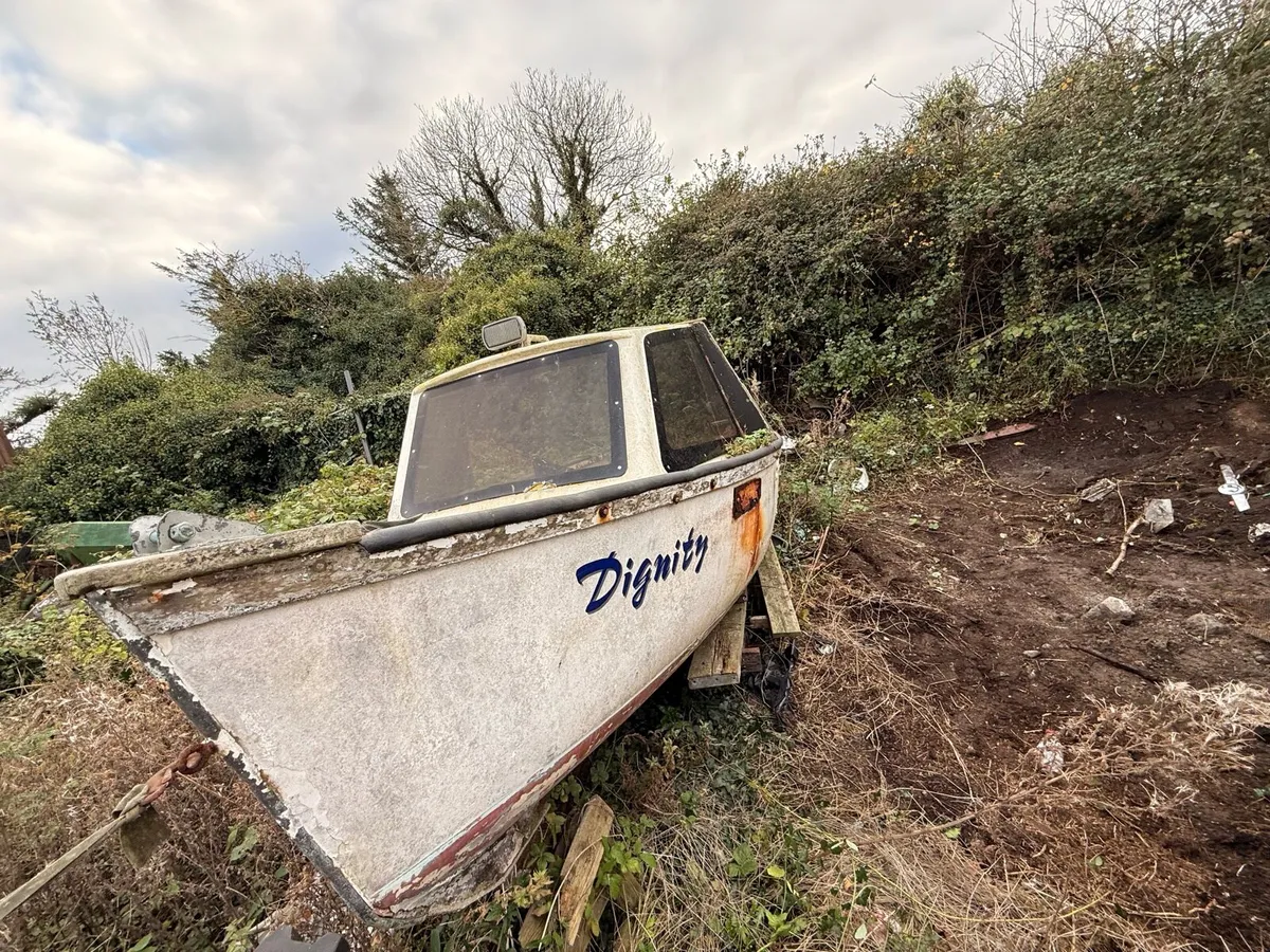 Boat - Image 4