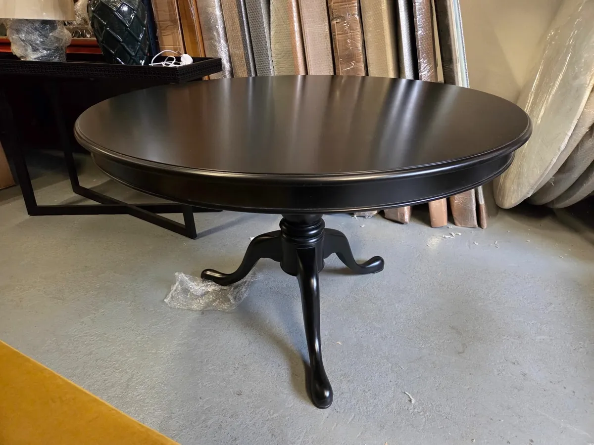 Showhouse - Moulin Noir Drum Top Dining Table - Image 1