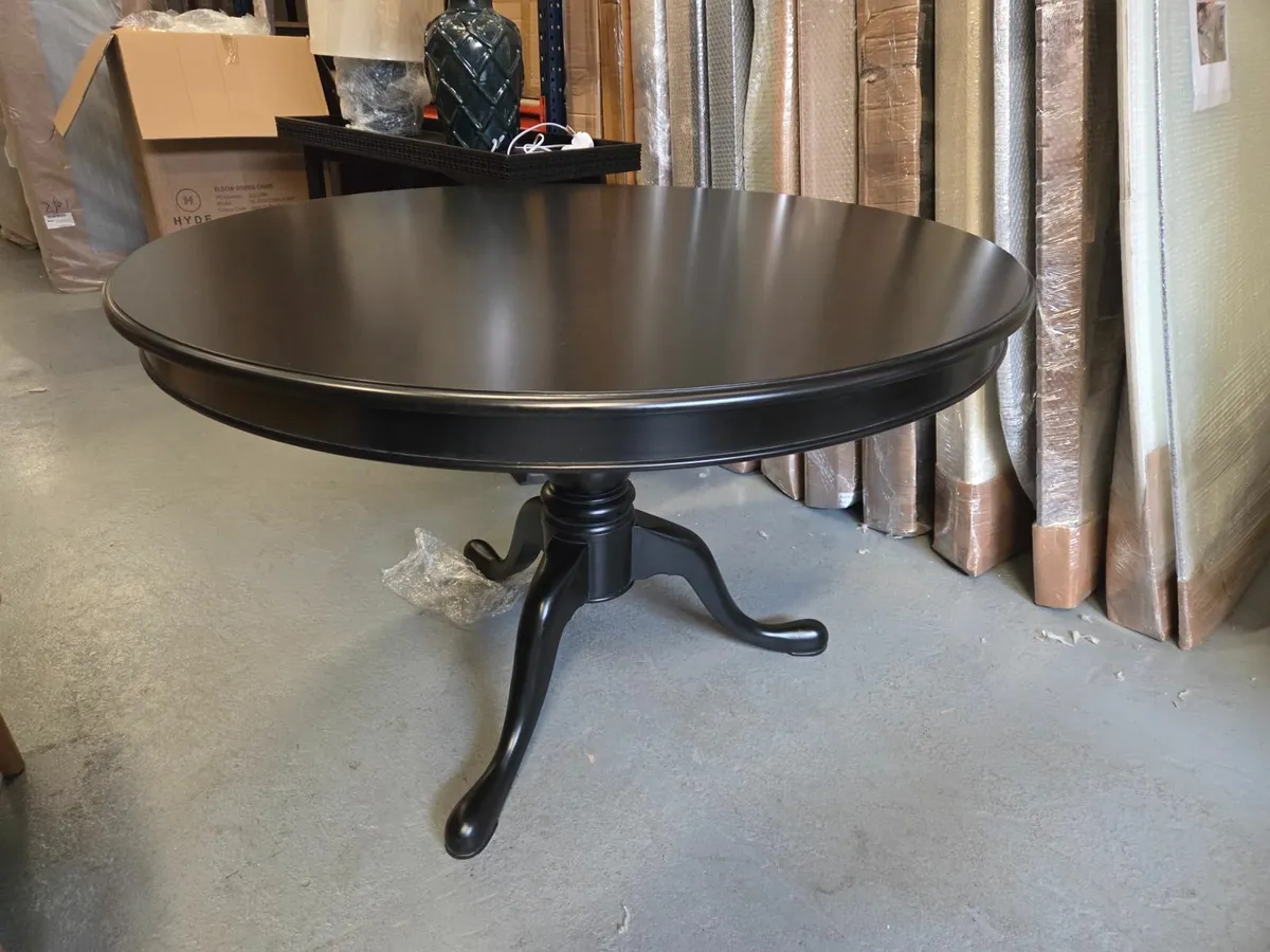 Showhouse - Moulin Noir Drum Top Dining Table - Image 3