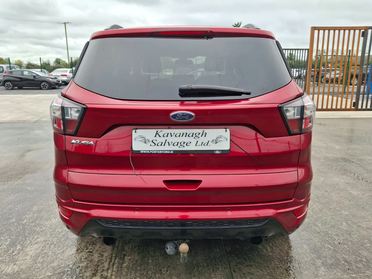 181 Ford Kuga St-Line.Light Damage - Image 3