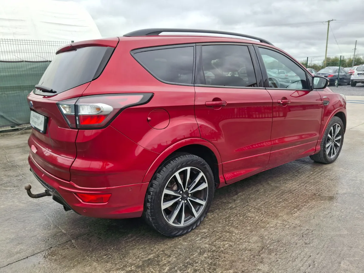 181 Ford Kuga St-Line.Light Damage - Image 4