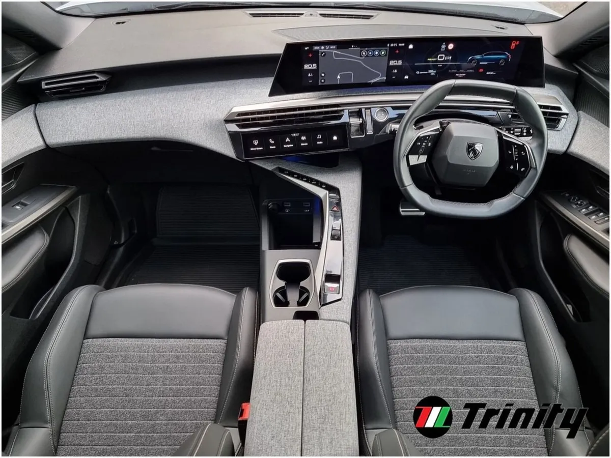 Peugeot 5008 BEV 73kwh 210HP Allure - Image 2
