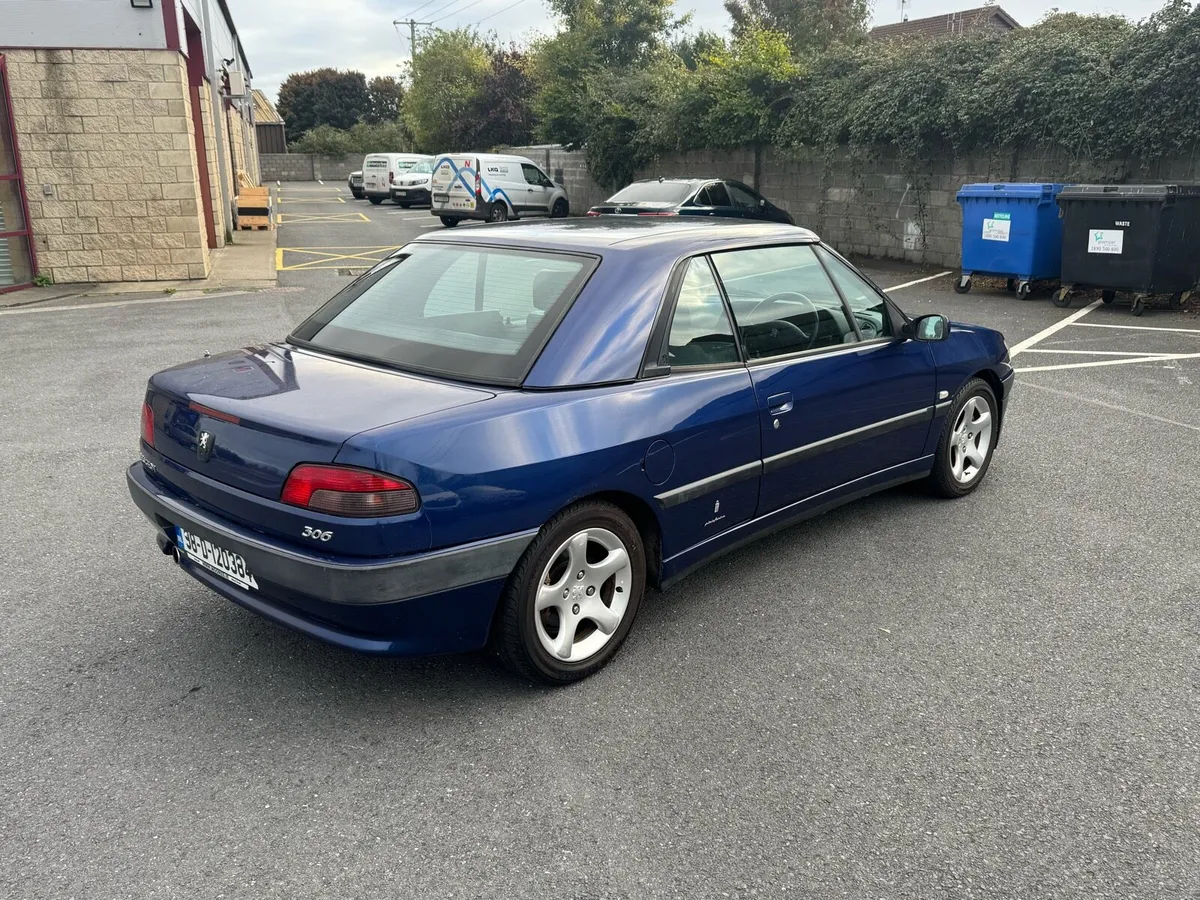 Peugeot 306 Cabriolet with Hardtop - Image 3