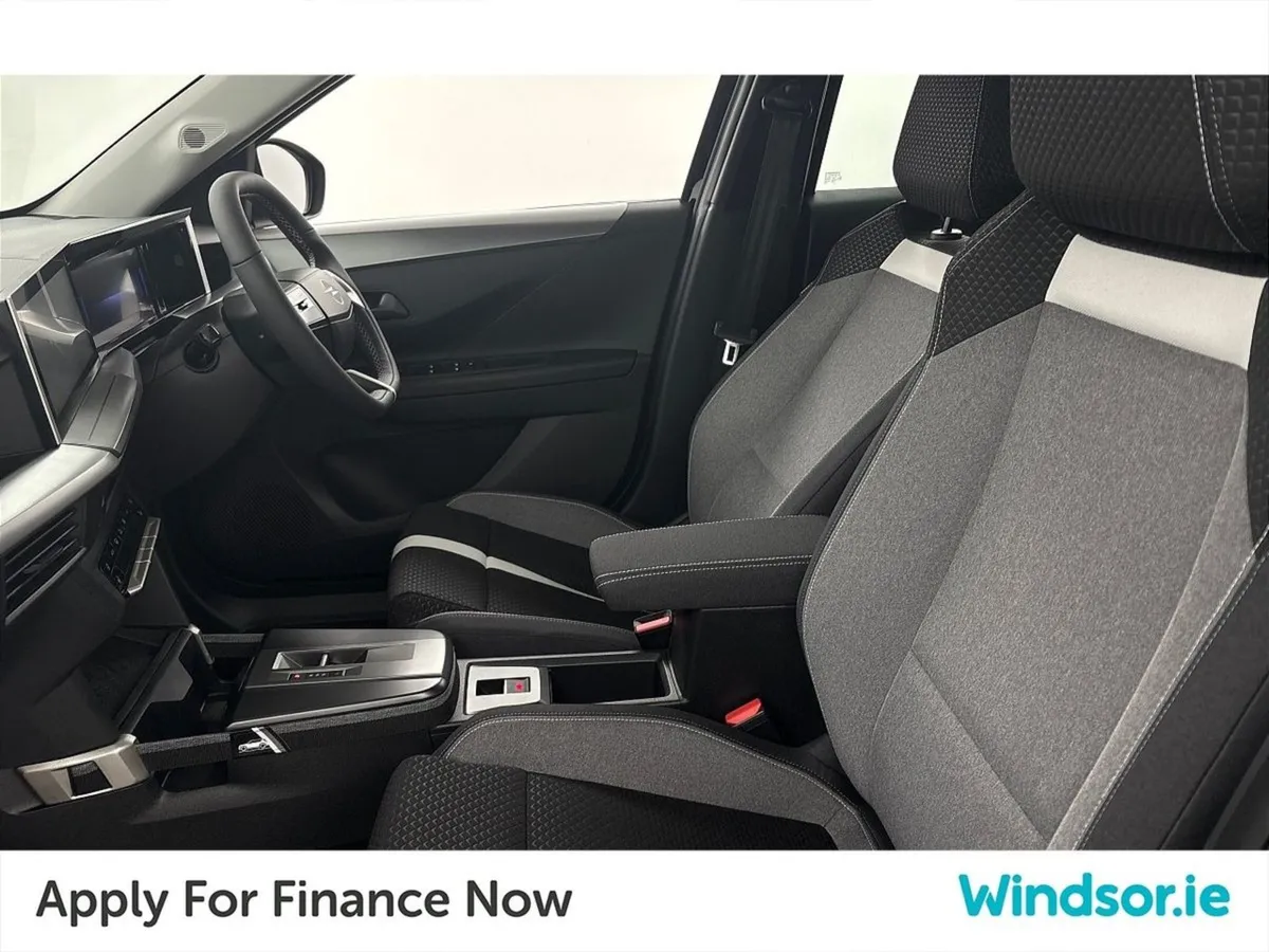 Opel Frontera Elegance 1.2 Hybrid 5 Seater - Image 4
