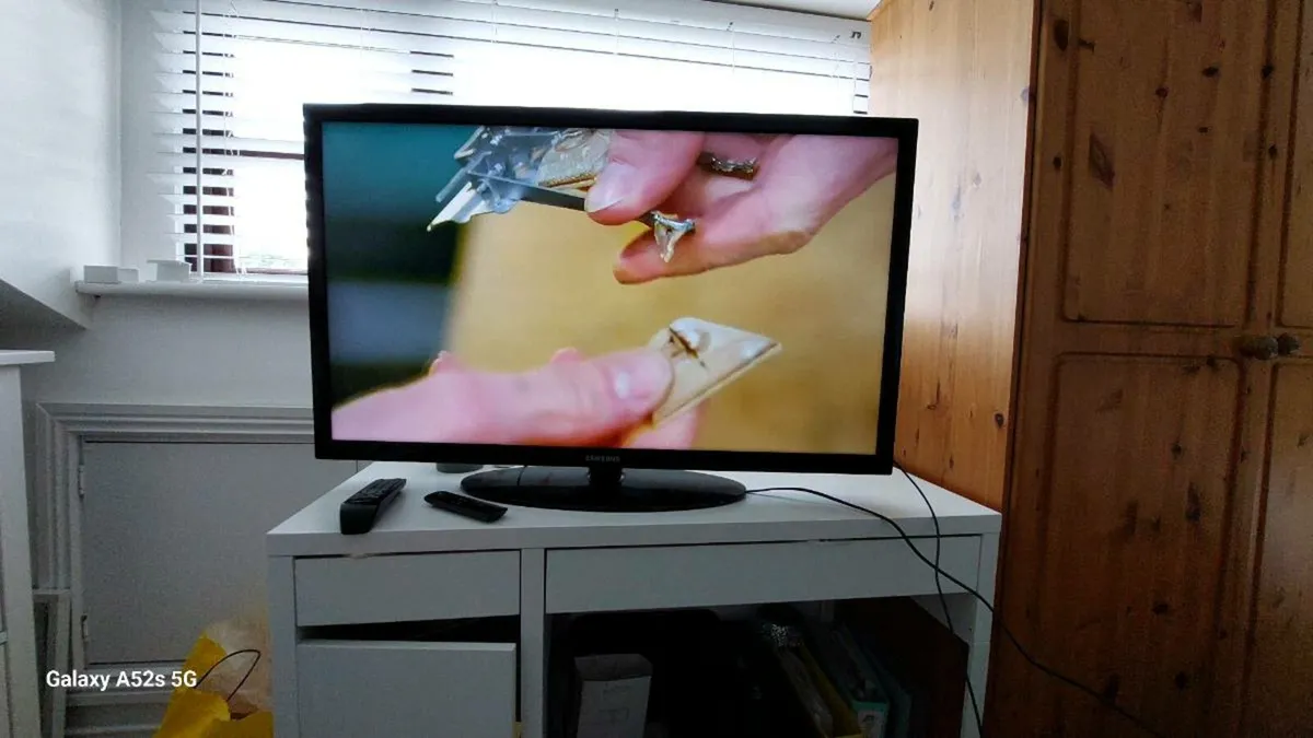 TV - Image 2