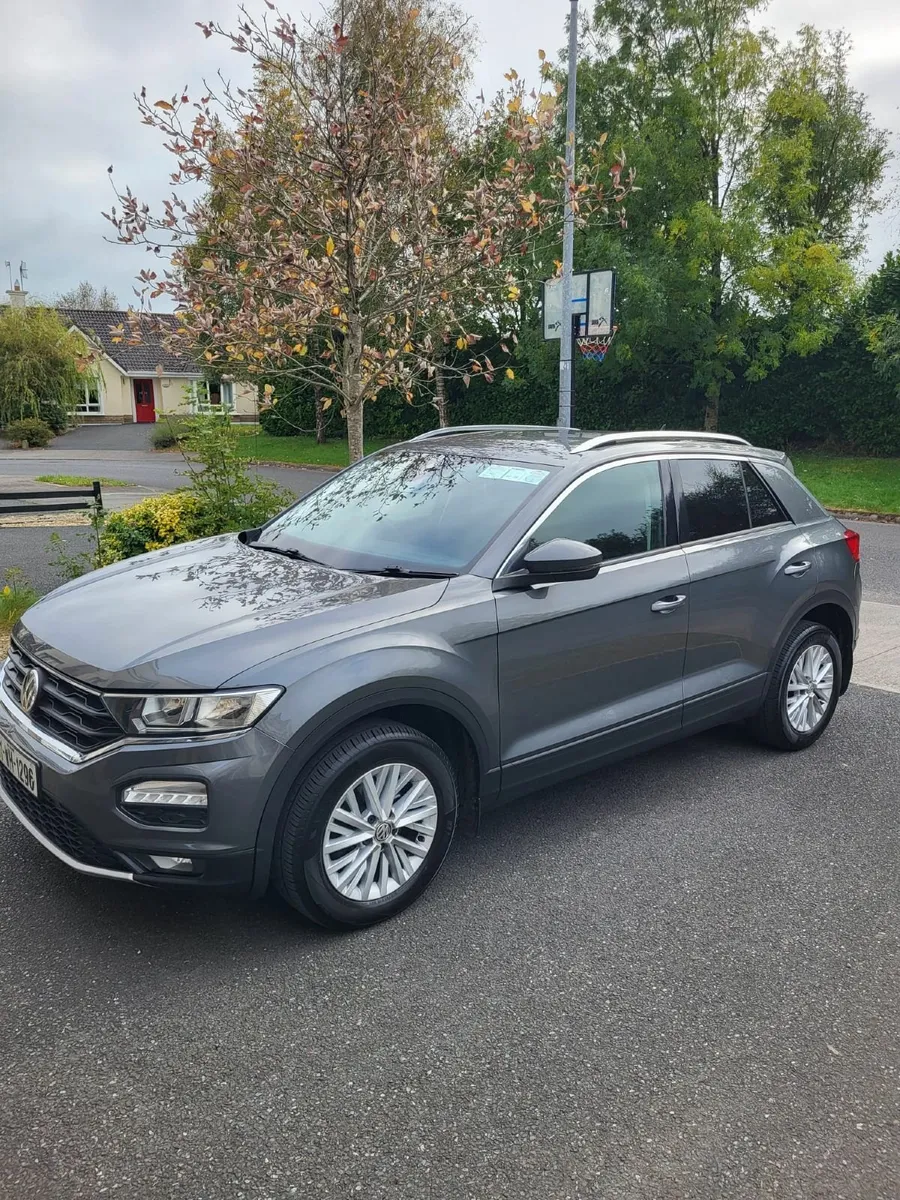 Volkswagen T-Roc 2019 - Image 1