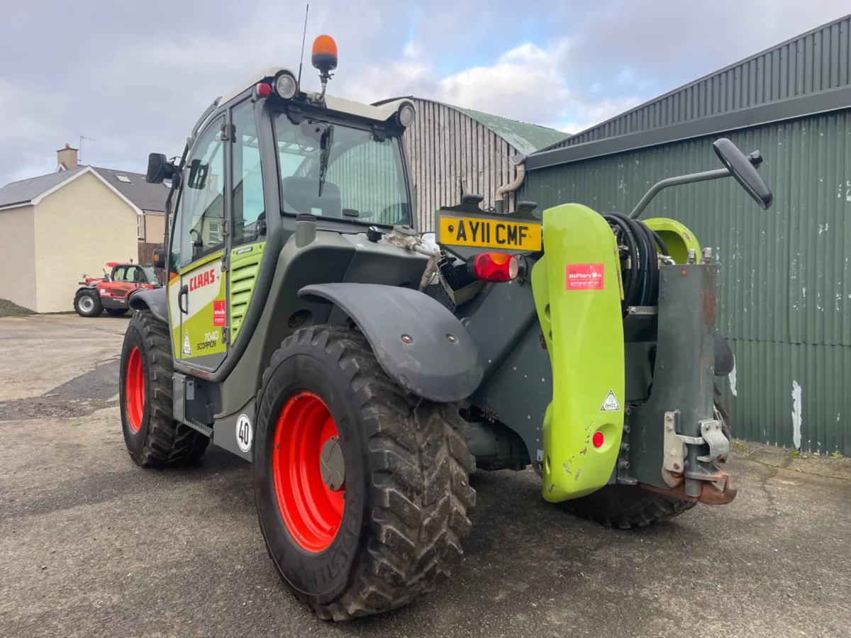 Claas Scorpion 7040 Varipower, low hours. Just in. - Image 4
