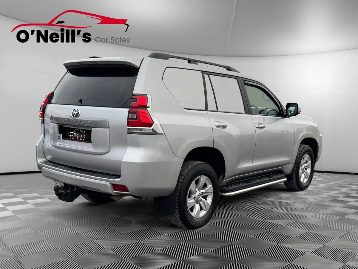 Toyota Land Cruiser 2022 LWB COMMERCIAL 4DR - Image 3