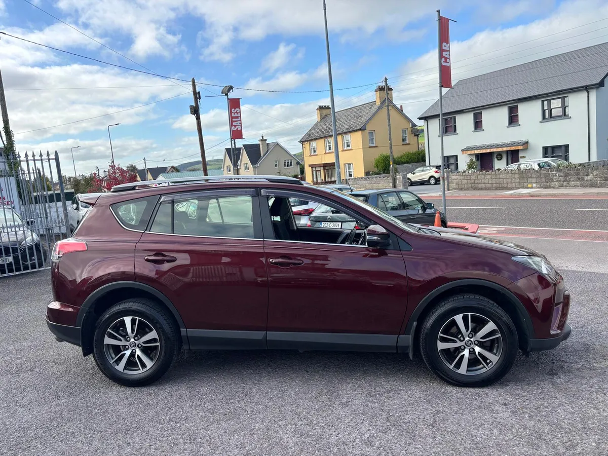 Toyota RAV4 2017  2.0 DIESEL  SPOTLESS - Image 3