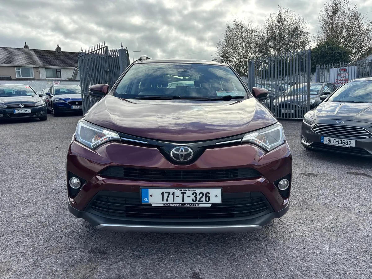Toyota RAV4 2017  2.0 DIESEL  SPOTLESS - Image 2