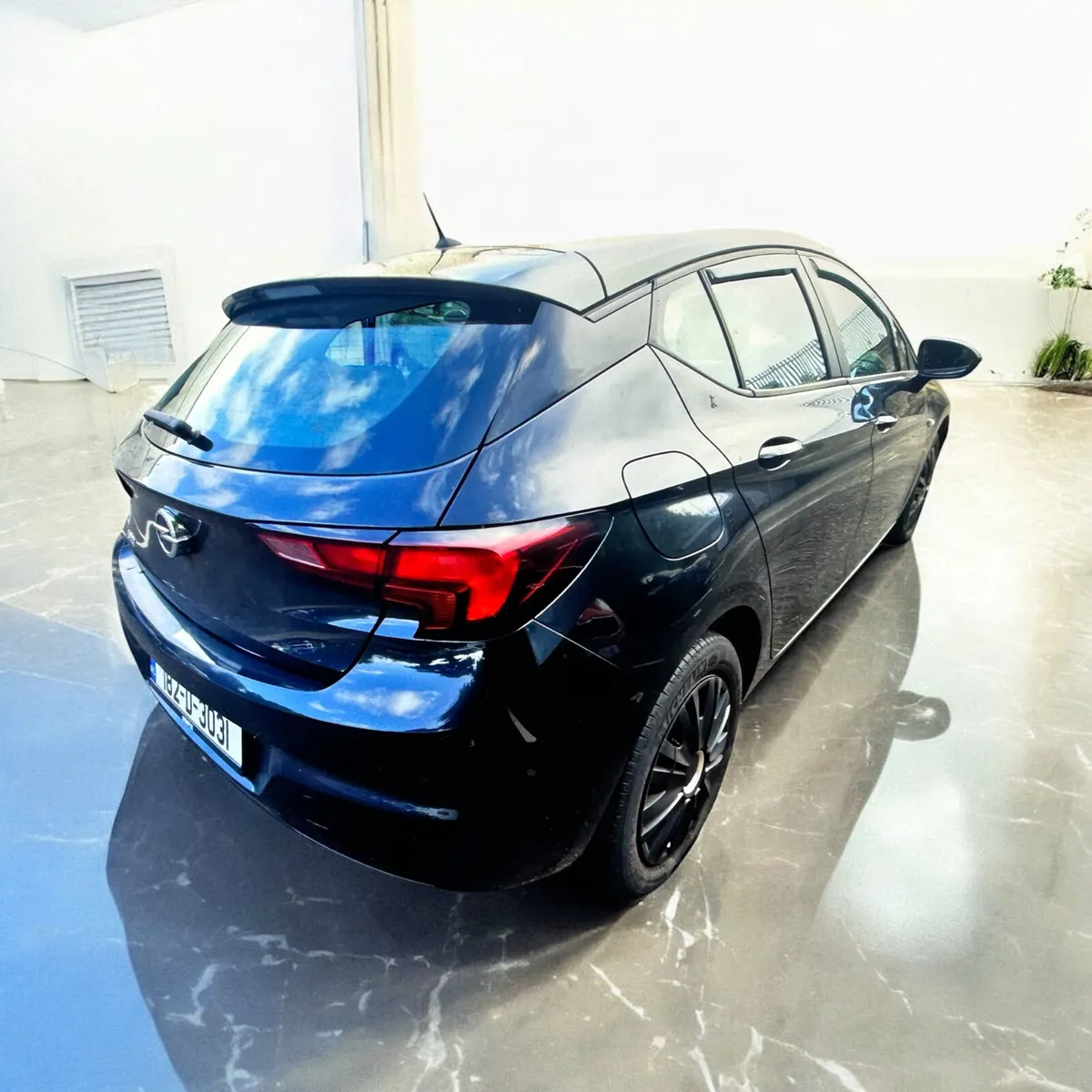 2018 Opel Astra 1.4i  Petrol (150PS) Elite - Image 2