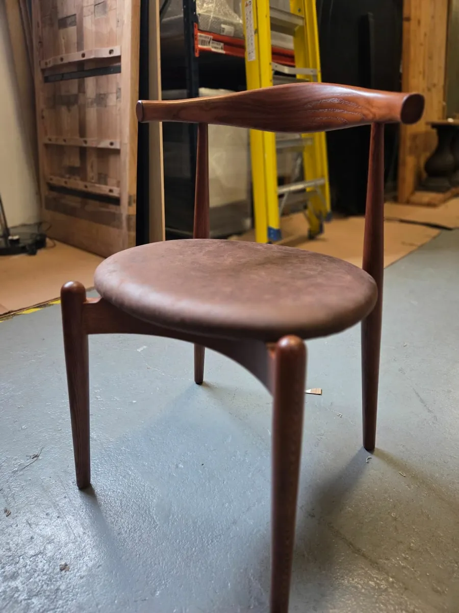 Showhouse - Set of 6 Elbow Style Dining Chairs - Image 3