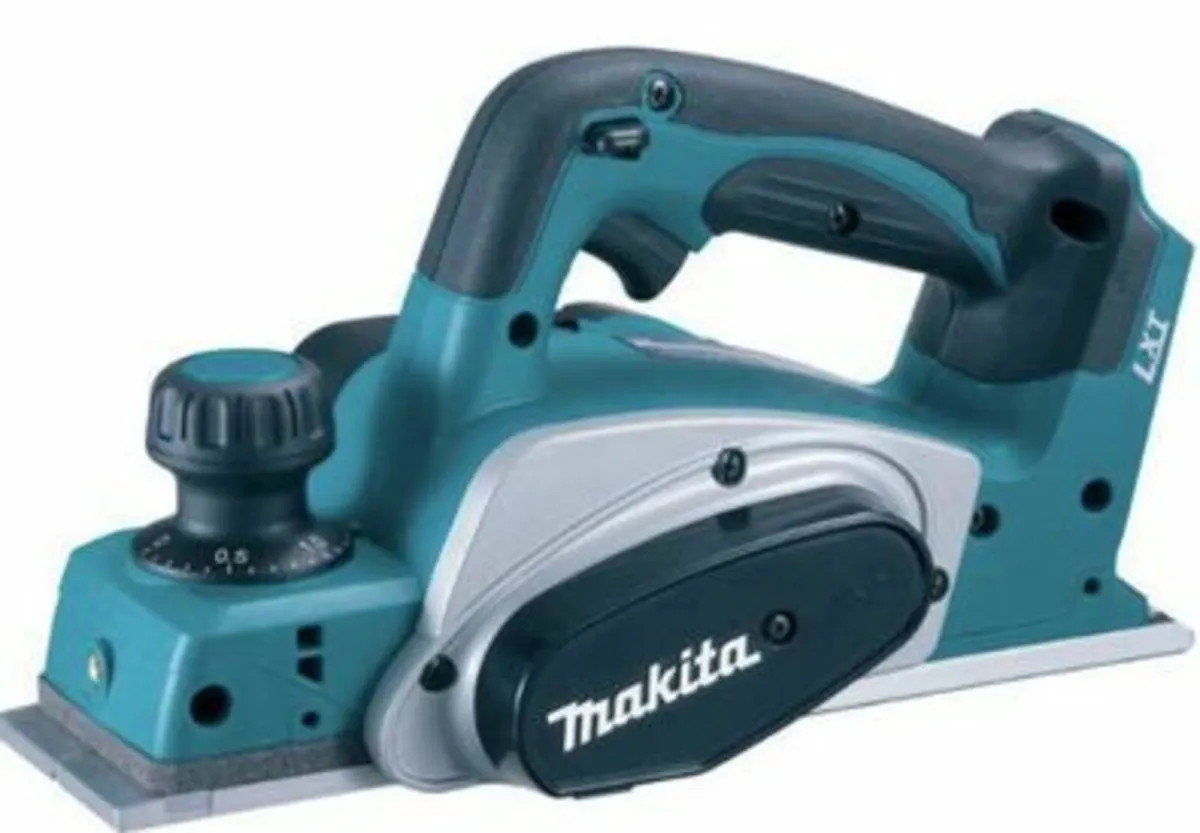 Makita DKP180Z 18v 82mm LXT Cordless Planer Bare