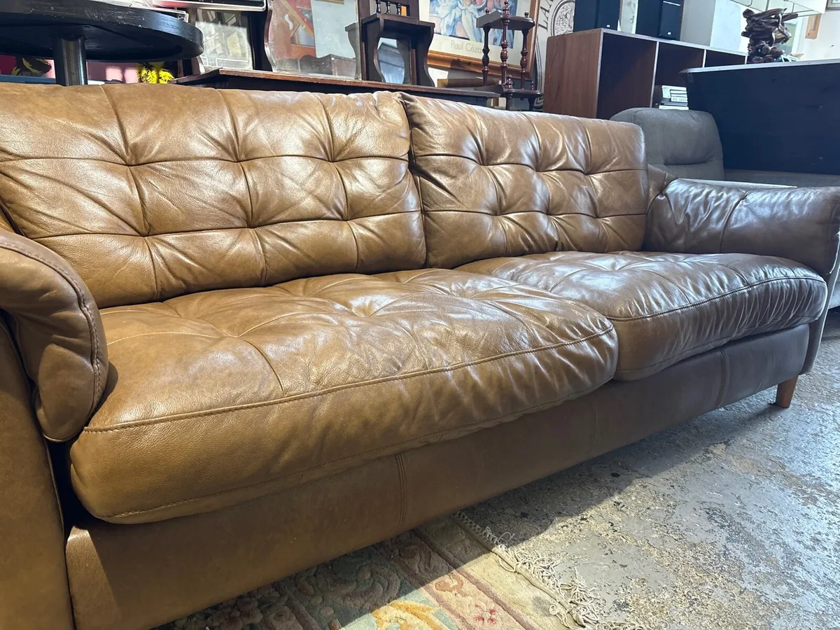 3 seater brown leather sofa - Image 1