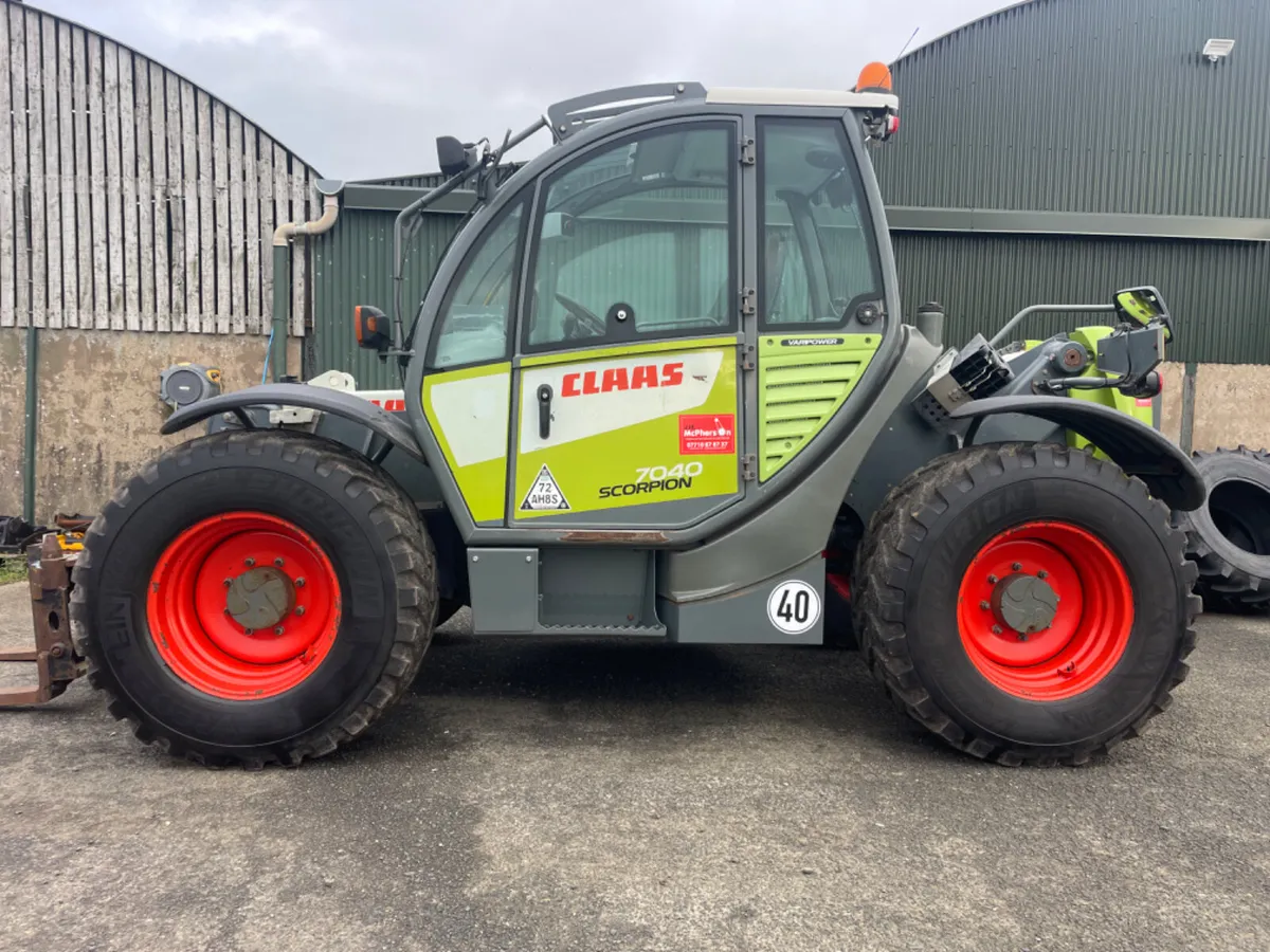 Claas Scorpion 7040 Varipower, low hours. Just in. - Image 1