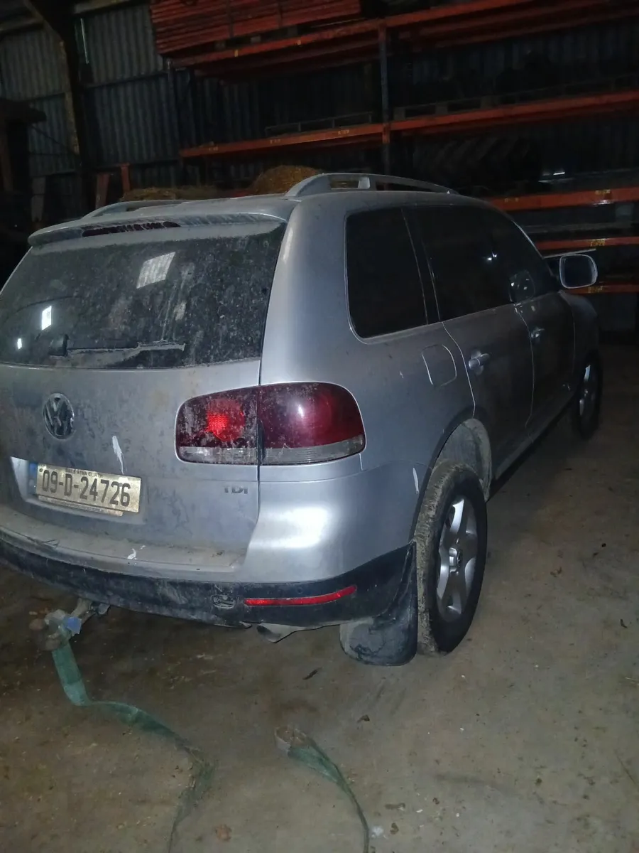 Volkswagen Touareg 2009 - Image 3