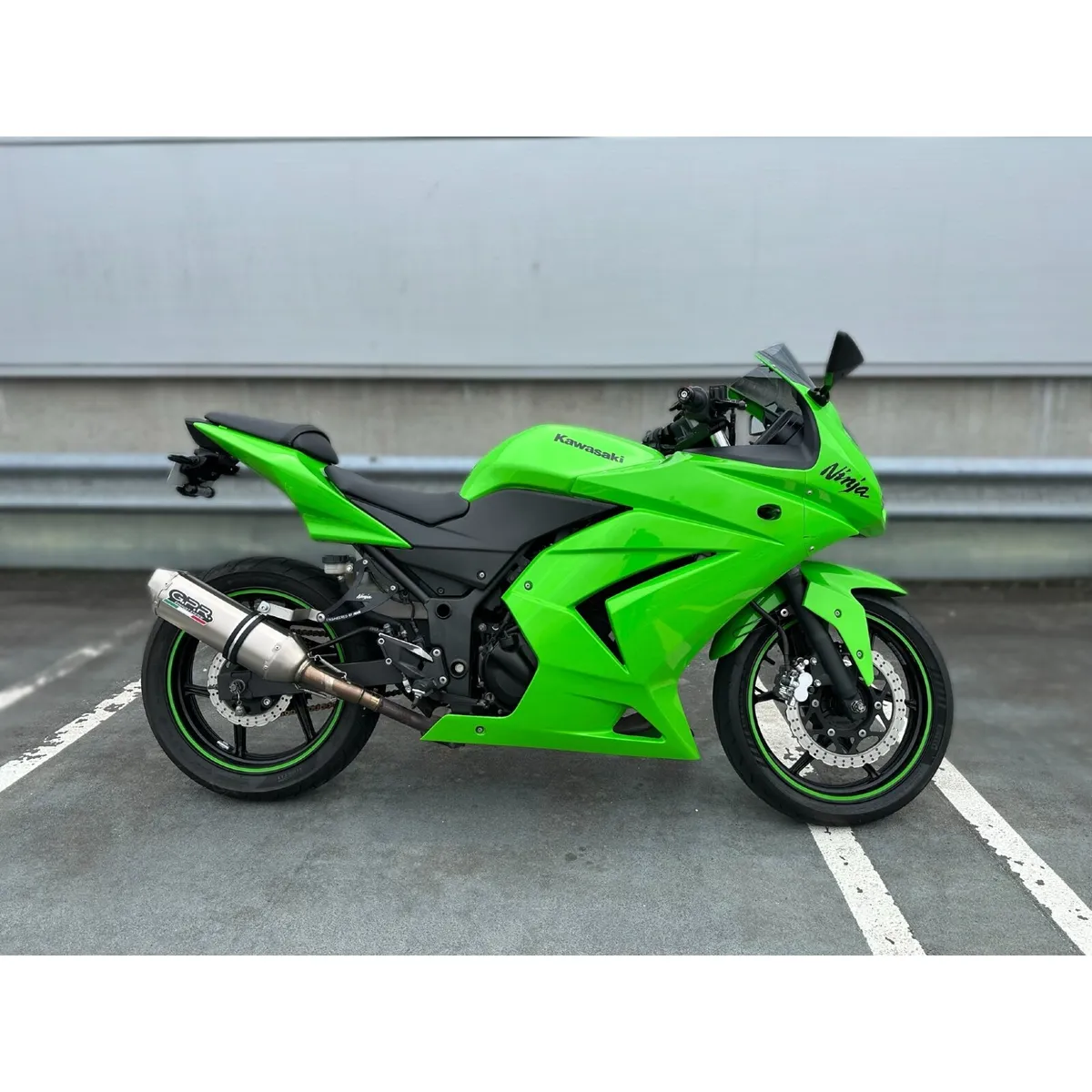Kawasaki Ninja 250R - Image 3