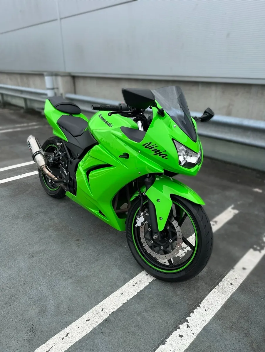 Kawasaki Ninja 250R - Image 2